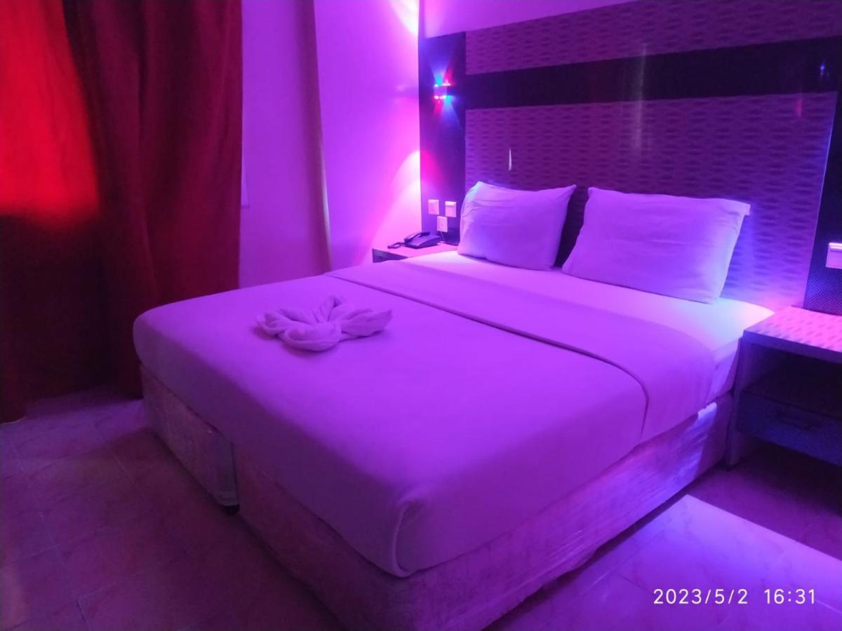 Tehran Hotel 두바이 외부 사진